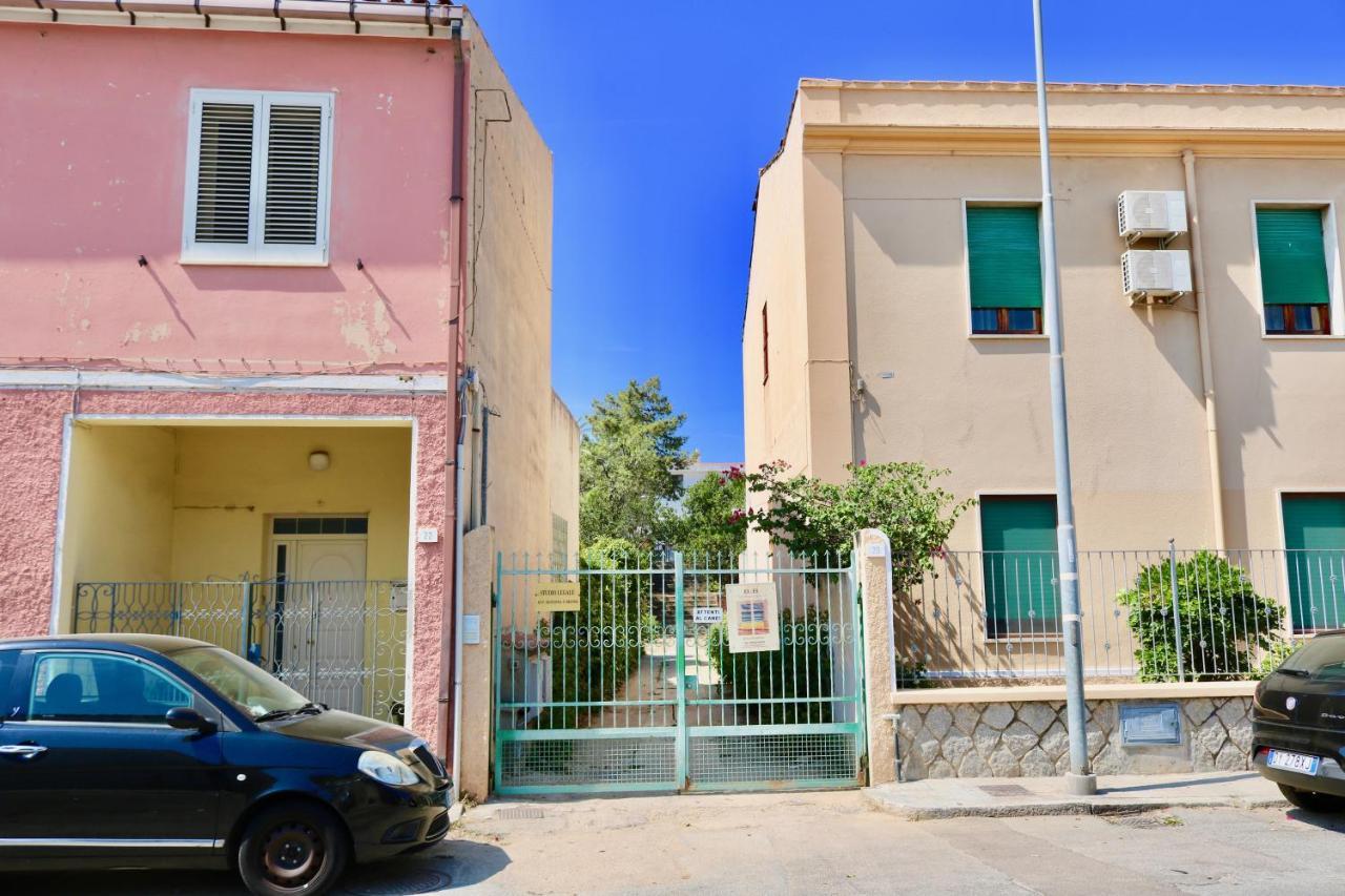Il Profumo Di Ginestre Bed & Breakfast Olbia Bagian luar foto